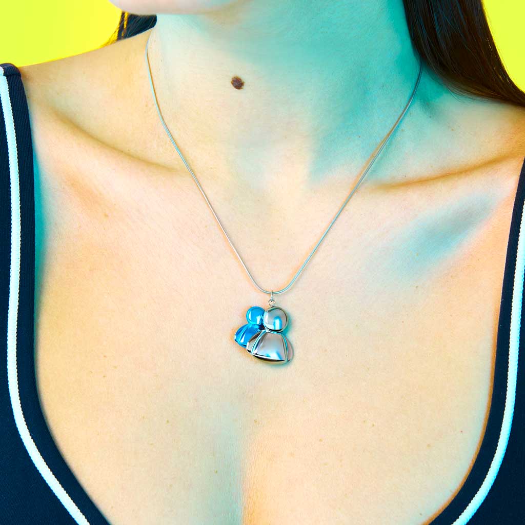 Internet Friends Pendant - Image 3